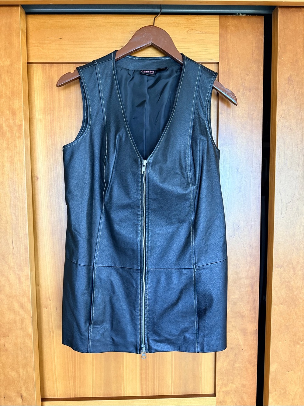 Newport News Black Sleeveless Zip-Front Leather Vest